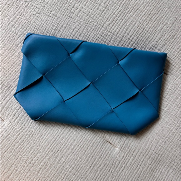 Bottega Vaneta Clutch - Picture 5 of 7